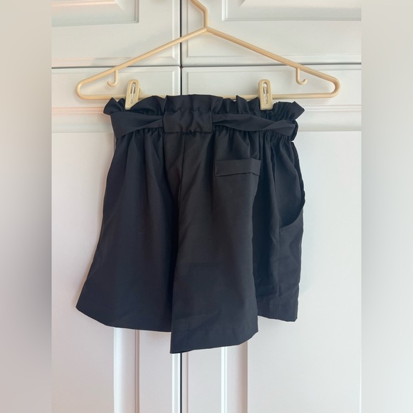 Black Tie-Front Flowy Dress Pants - Picture 2 of 2